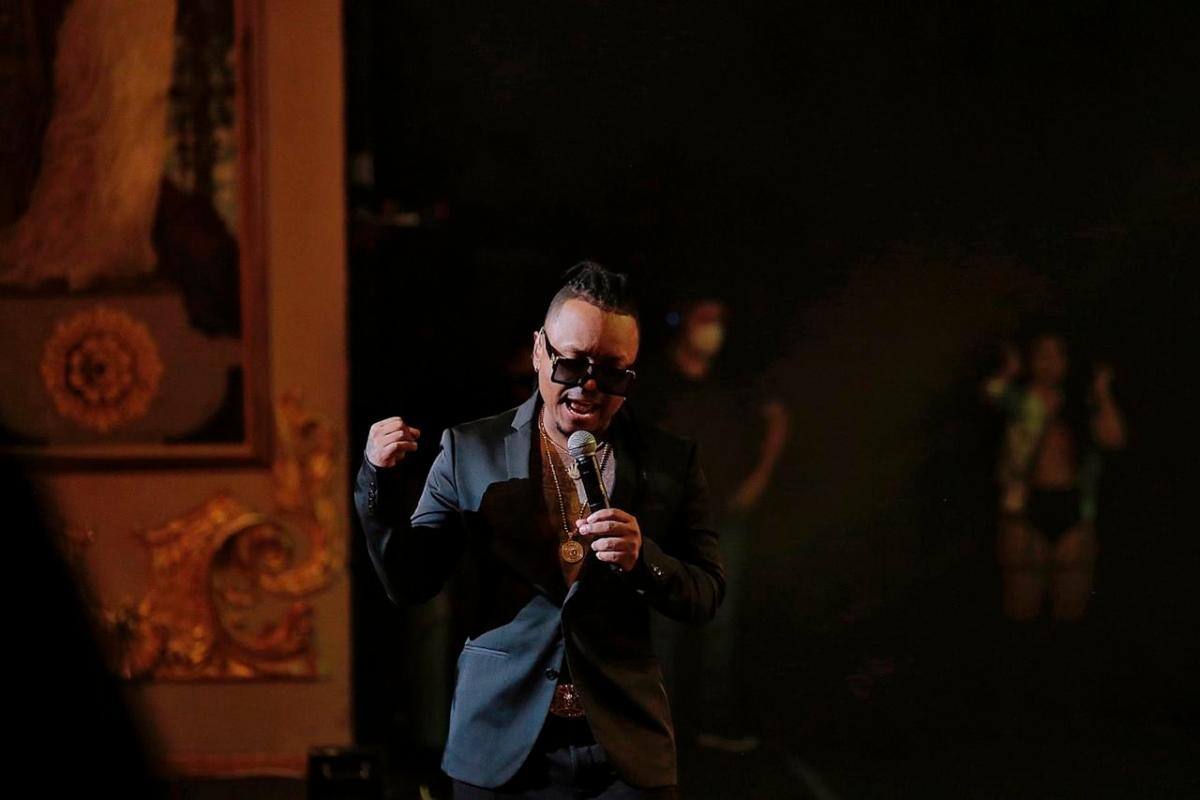 Mr Black fue el artista encargado del cierre.