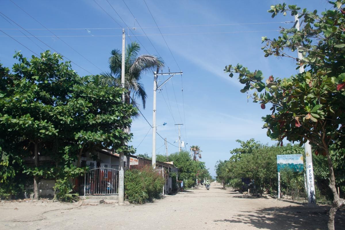 En esta calle de Pasacaballos ocurrió el crimen de Andy Pérez a manos de su hermano.