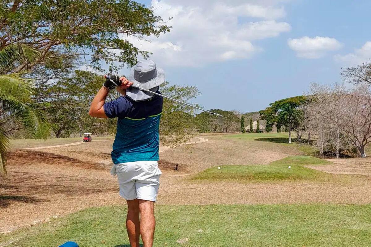 Jugar golf por una buena causa en Torneo Esmeralda