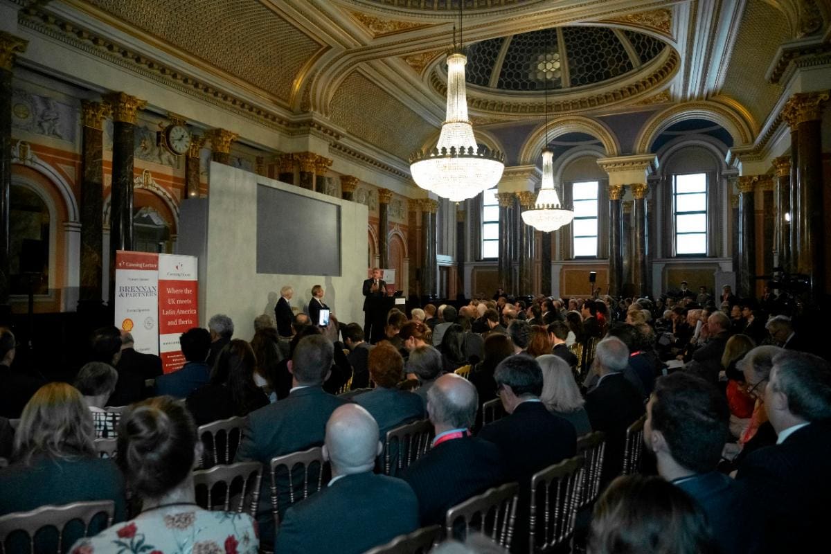 “Colombia puede describirse con una palabra, resiliencia”: Iván Duque en Londres