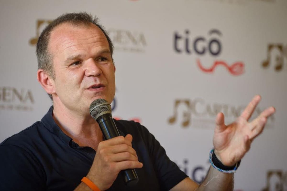 El gran director Francois-Xavier Roth de la orquesta Les Siécles. Cortesía Fundación Salvi