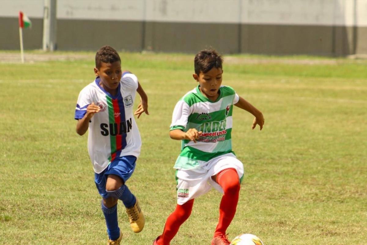Los 23 municipios del Atlántico participan en torneo de fútbol