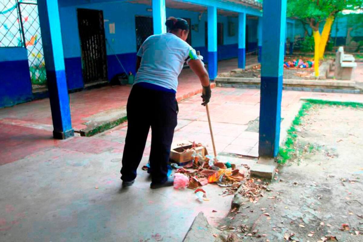 Sigue el mal manejo por parte del servicio de aseo en Instituciones Educativas