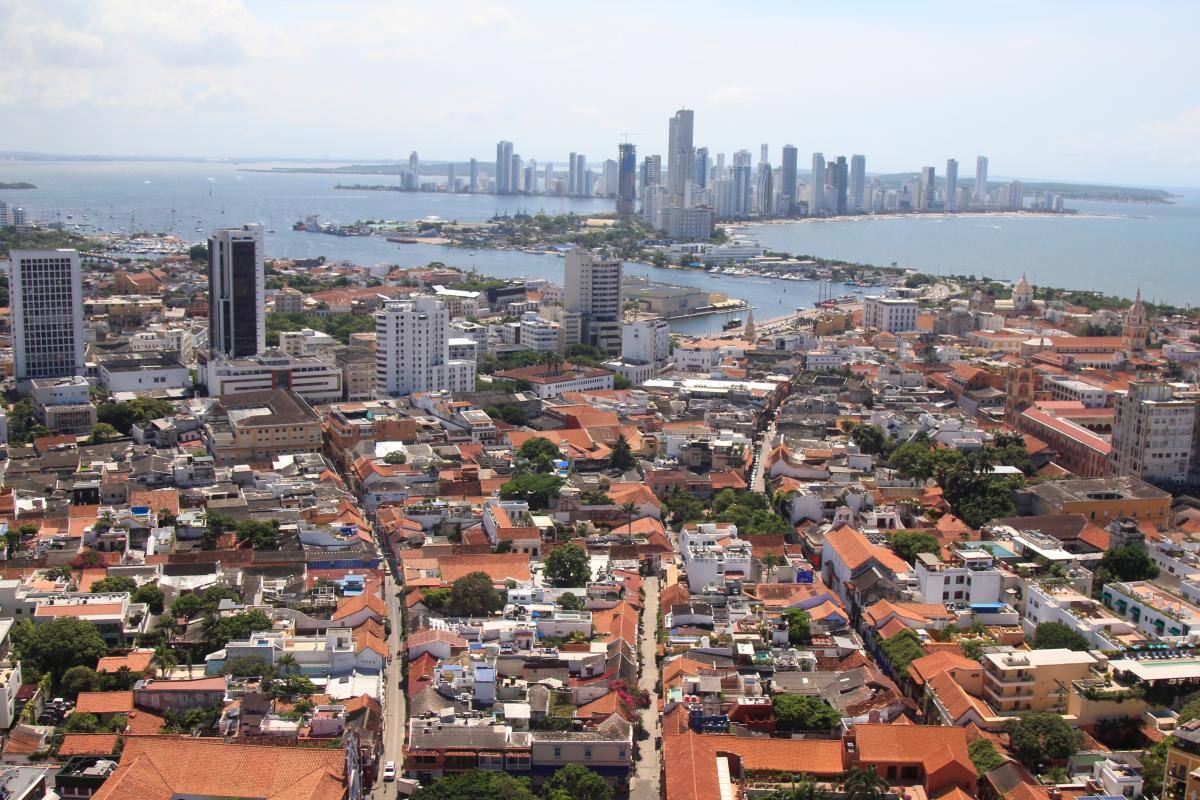Denuncian presuntas obras ilegales en azoteas del Centro