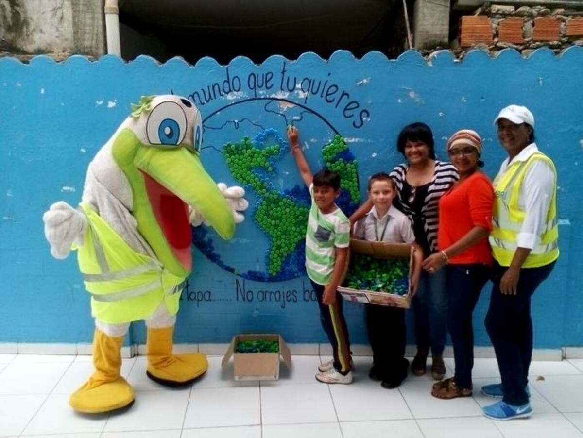 Actividad en el colegio Mercedes Ábrego, sede Medellín?. //Cortesía.