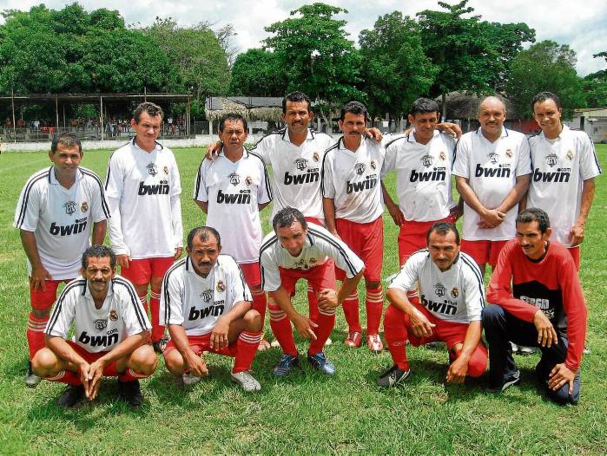 Univer otra de las delegaciones que competirá en el torneo de fútbol recreativo de Sahagún.