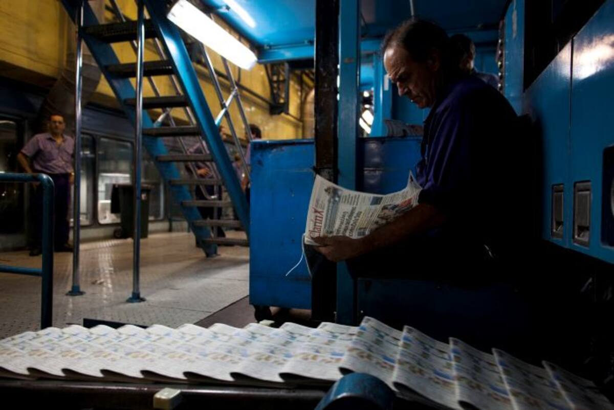 Grupo Clarín de Argentina decide dividirse. AP