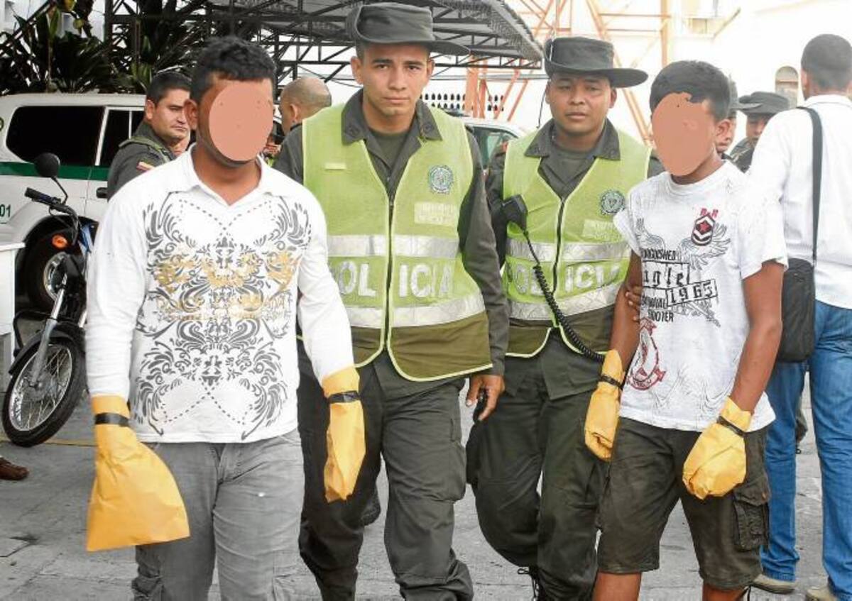 Los dos menores de edad capturados quedaron a disposición de la autoridad competente.