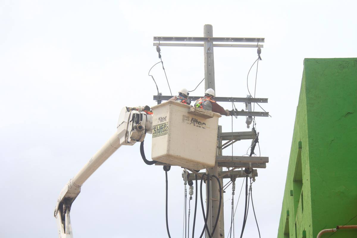 El servicio de energía registra una variación anual del 25,77% en el país. // EL UNIVERSAL