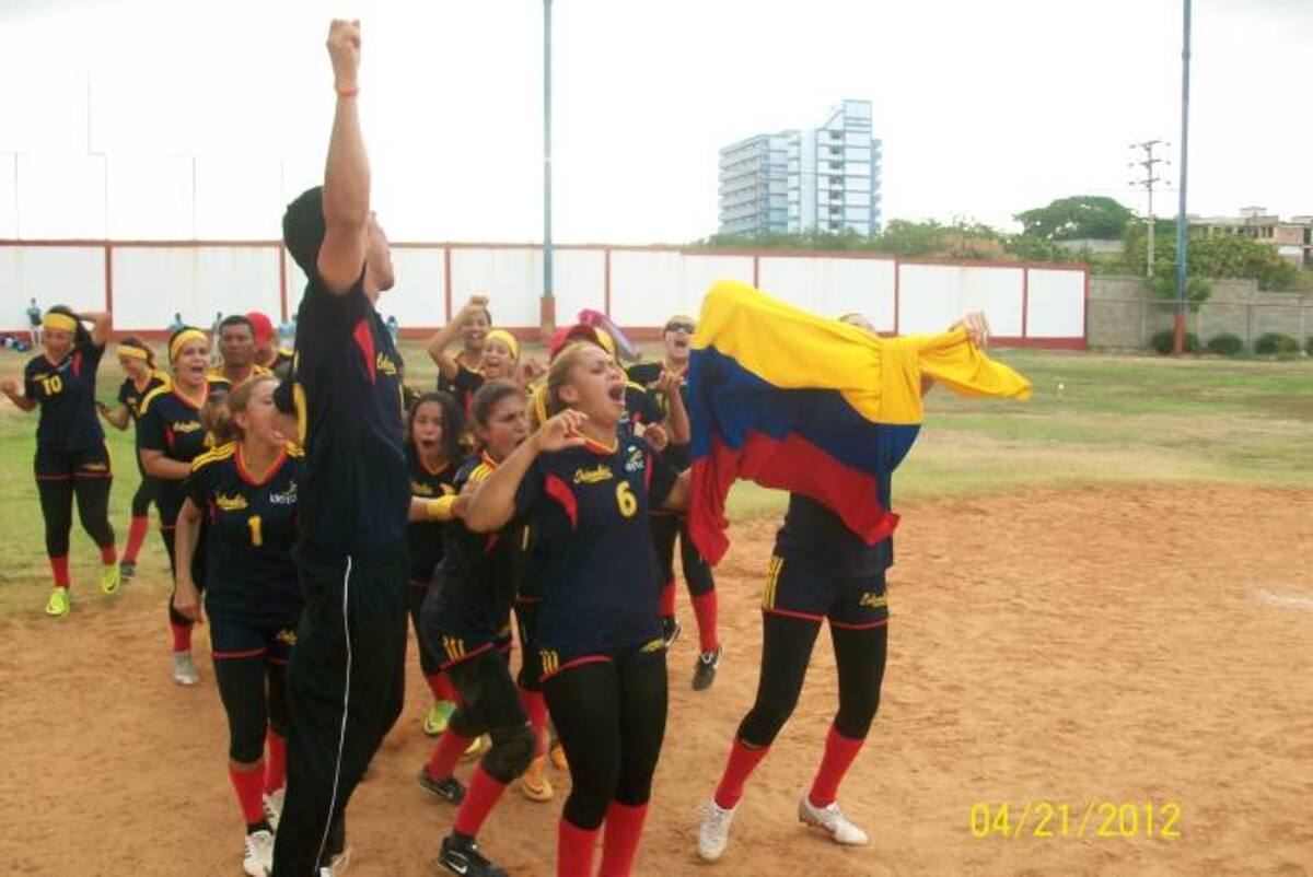 El grito de júbilo no se hizo esperar. Las cartageneras festejaron eufóricas la victoria Cortesía