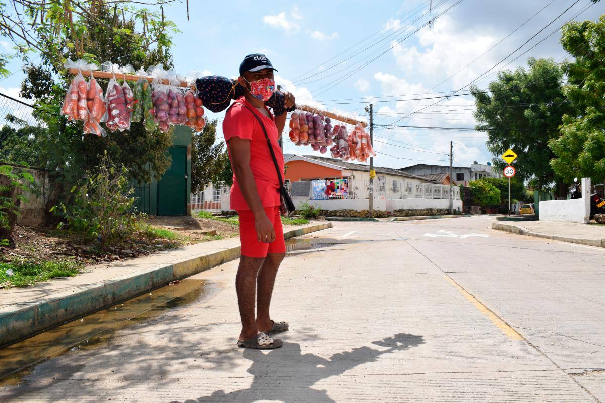 “Cuando uno deja de soñar, está muerto”: historia de un vendedor ambulante