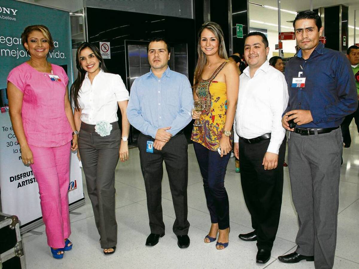 Erika Montero, Jocelyn Manco, Andrés Espinosa, Natalia Escobar, Andrés Maya y Hernando García.