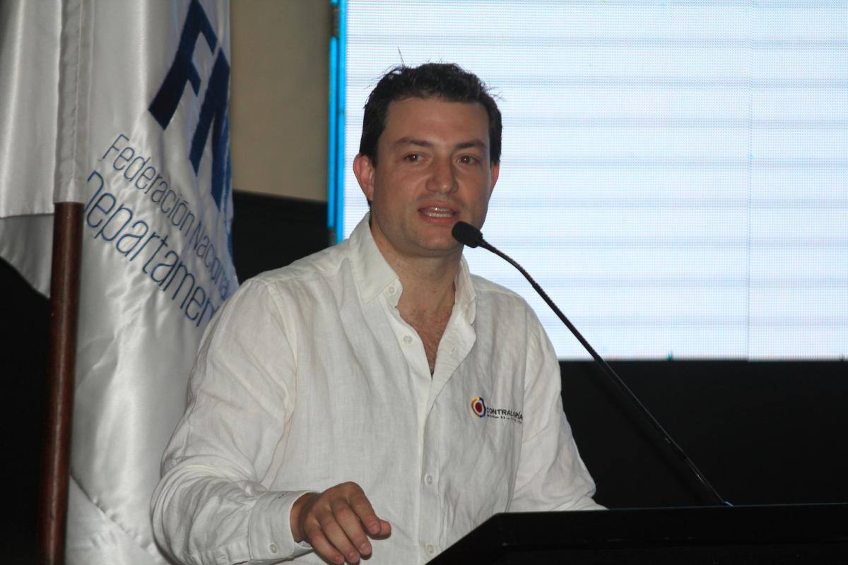 Contralor vendrá a Cartagena por reactivación de obras de centros médicos