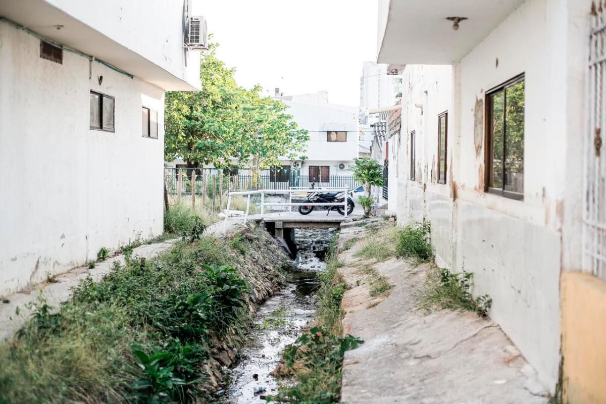 Comienza la limpieza de 51 canales pluviales en las tres localidades de Cartagena