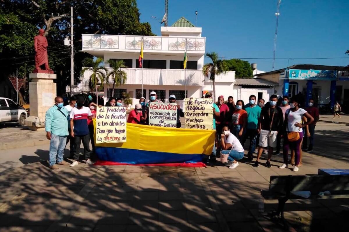 “Que nos dejen trabajar más”: comerciantes de Arjona