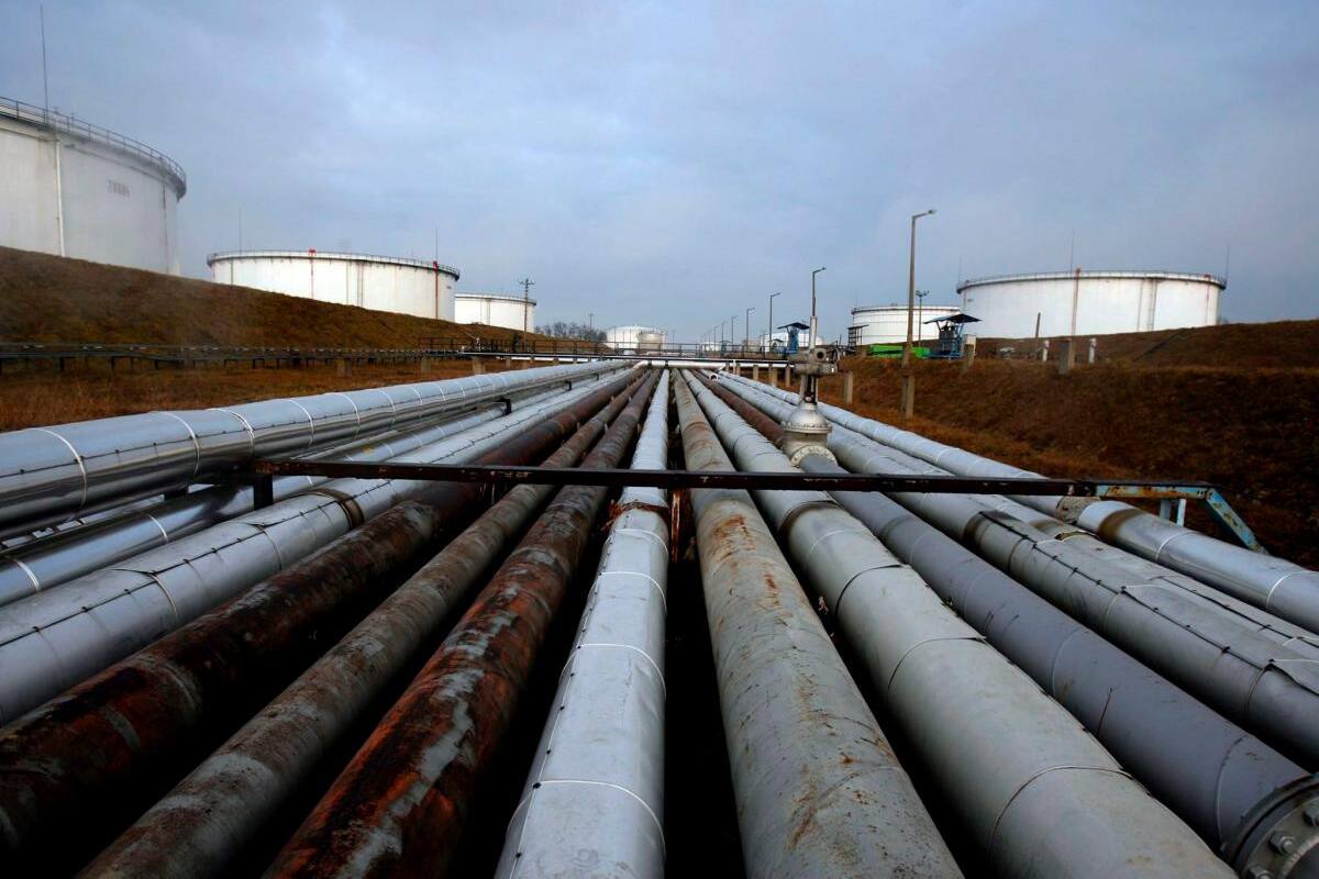 ¿El petróleo como arma? Rusia cortará suministro de crudo a Europa este año