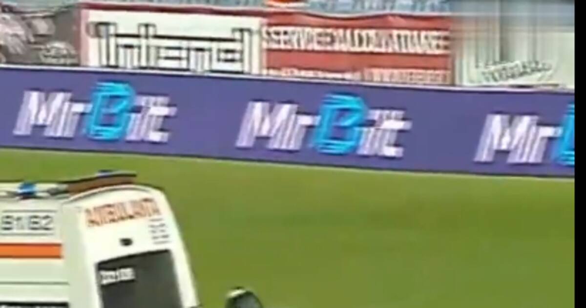 Video: Ambulance Gets Stuck on Field, Players Manage to Free It