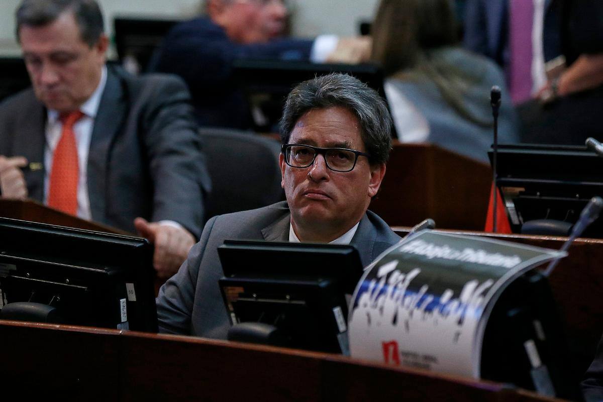 Colombia corre riesgo de perder grado de inversión de dos agencias