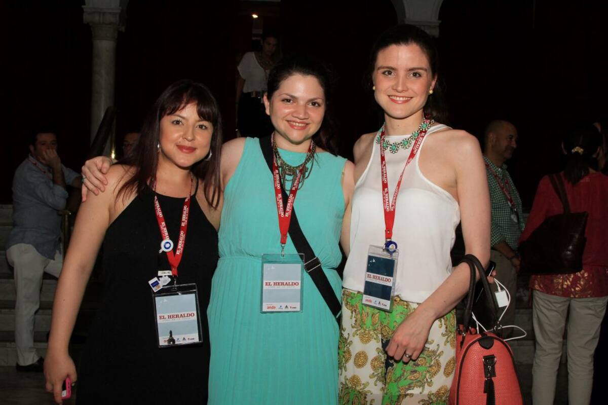 Pamela Pacheco, Laura Varón y Mariana Castro.