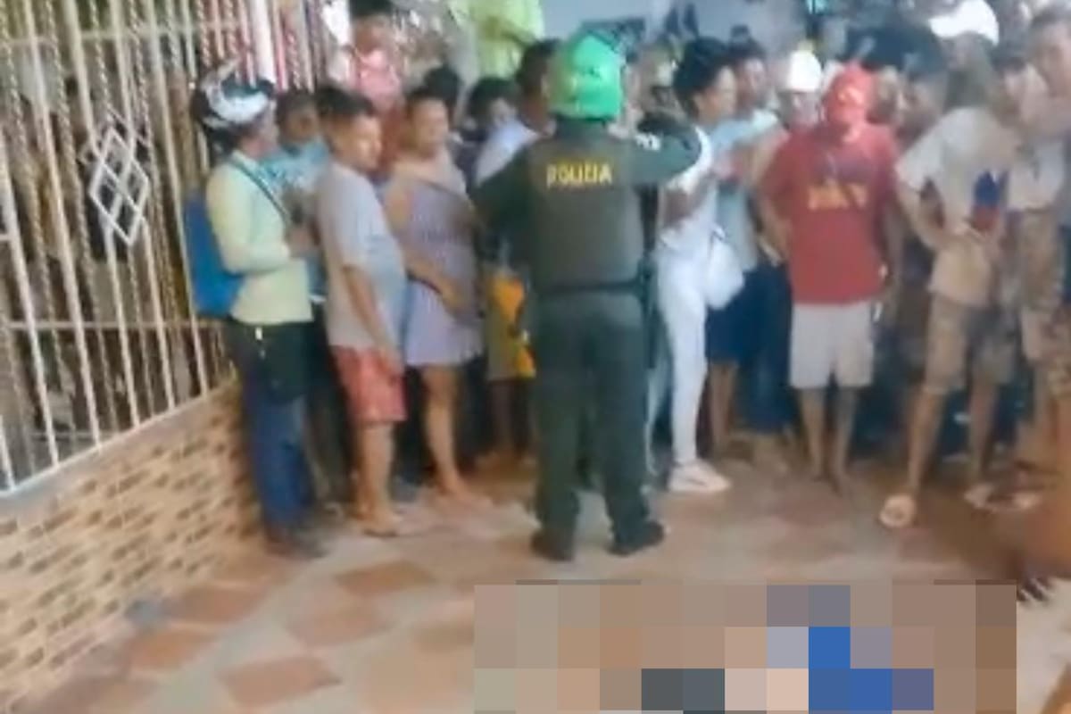 Llegó amenazando con un revólver, su enemigo lo desarmó y terminó matándolo