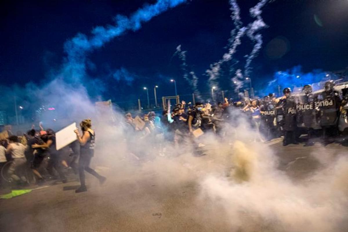 Tres policías heridos en ataque “no provocado” tras protestas en Nueva York