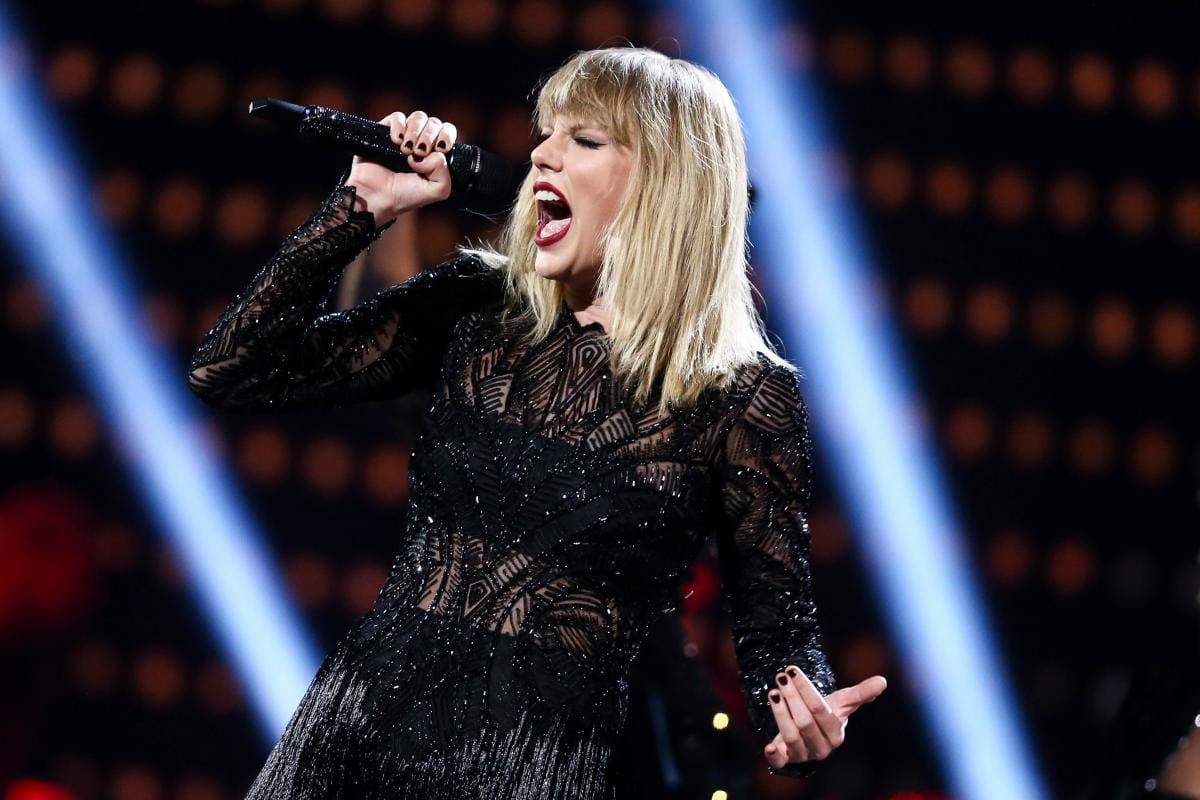 Taylor Swift será honrada como artista de la década