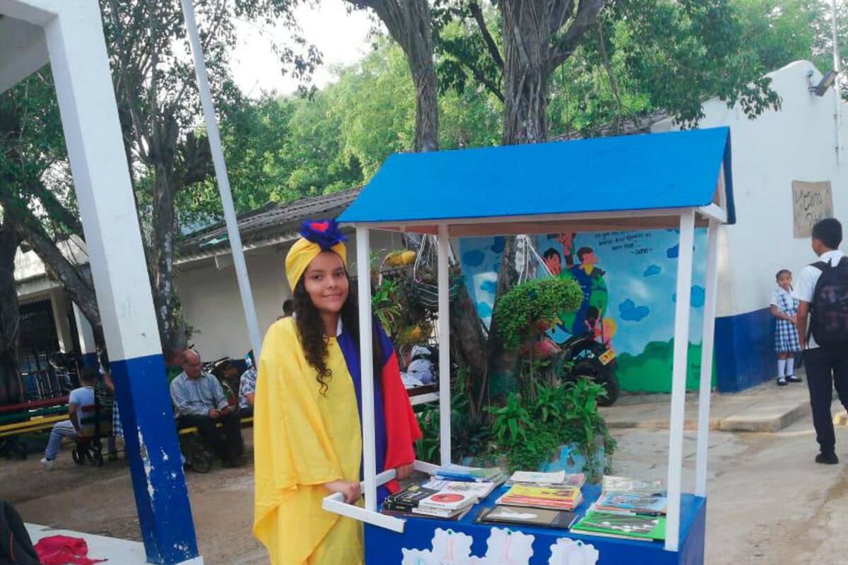 Colegio usa cartilla para fomentar hábitos de lectura y escritura