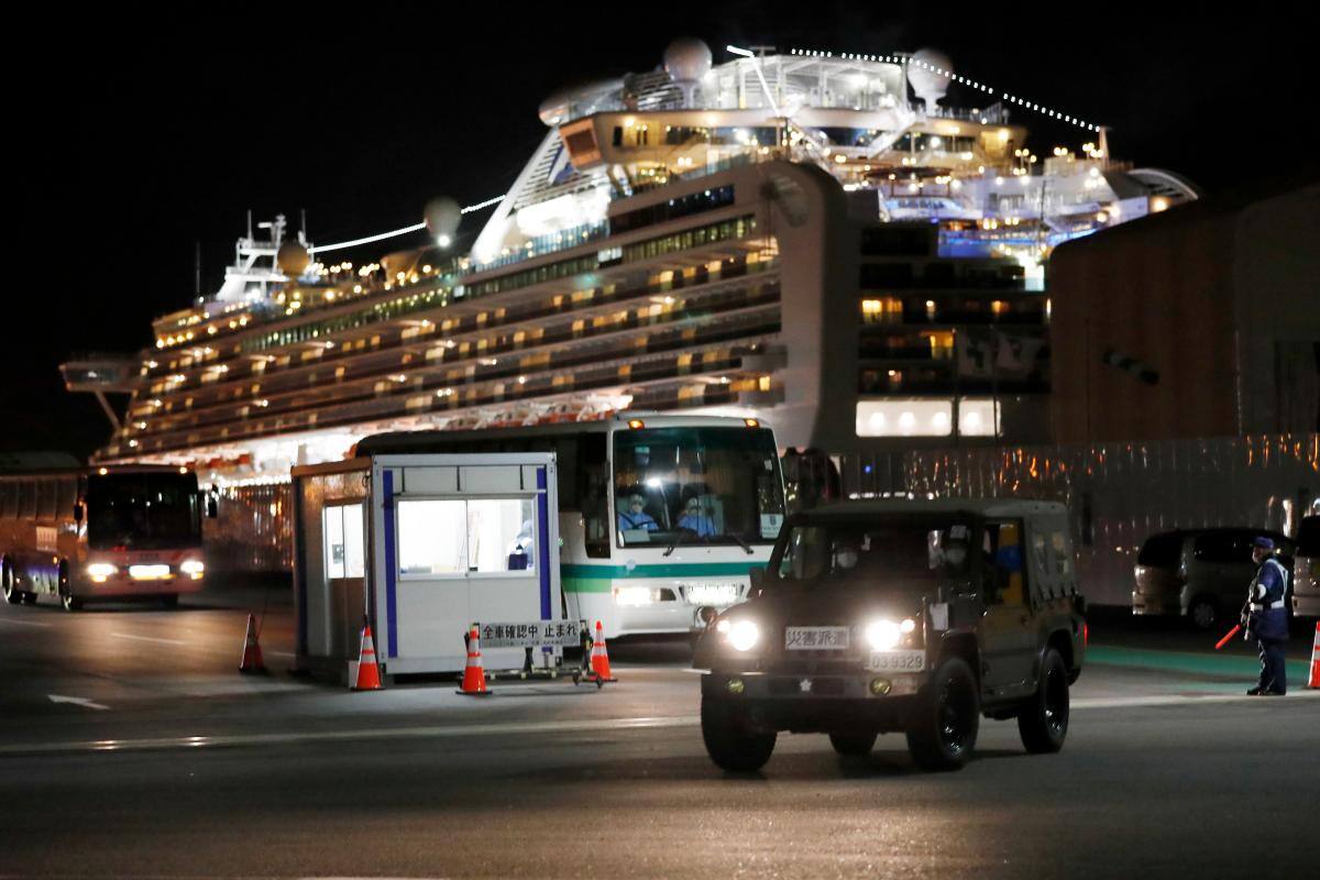Mueren dos pasajeros del Diamond Princess infectados por el coronavirus