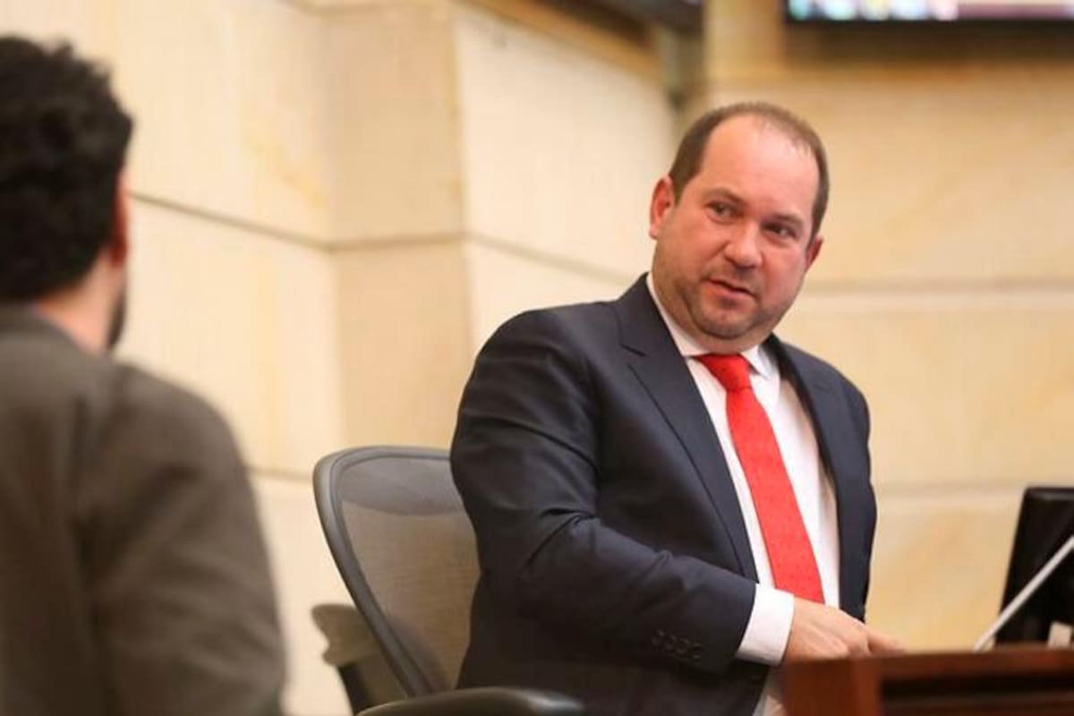 Volverán a presentar ley que elimina cobro de reconexión en servicios públicos