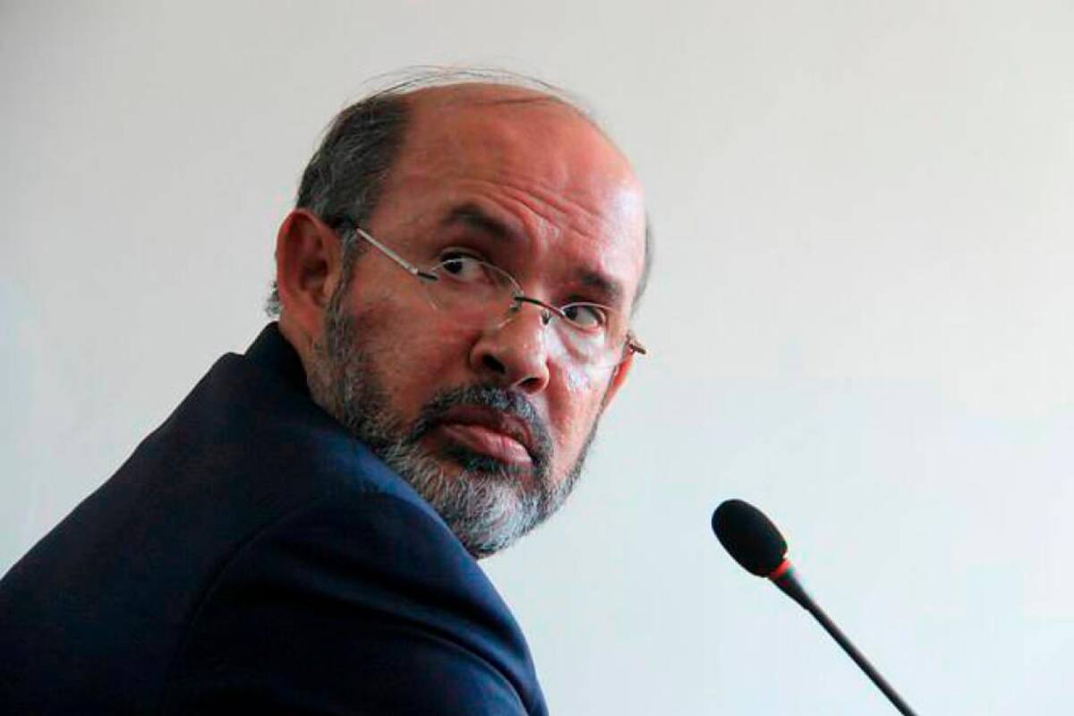 Fiscalía imputa nuevos cargos al exmagistrado Francisco Ricaurte