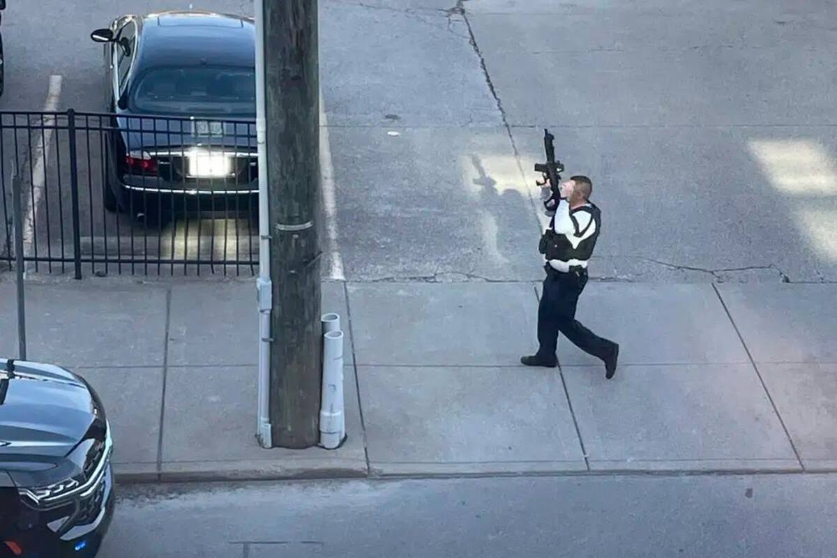 Trabajaba en el banco: autor del tiroteo en Louisville tenía 23 años
