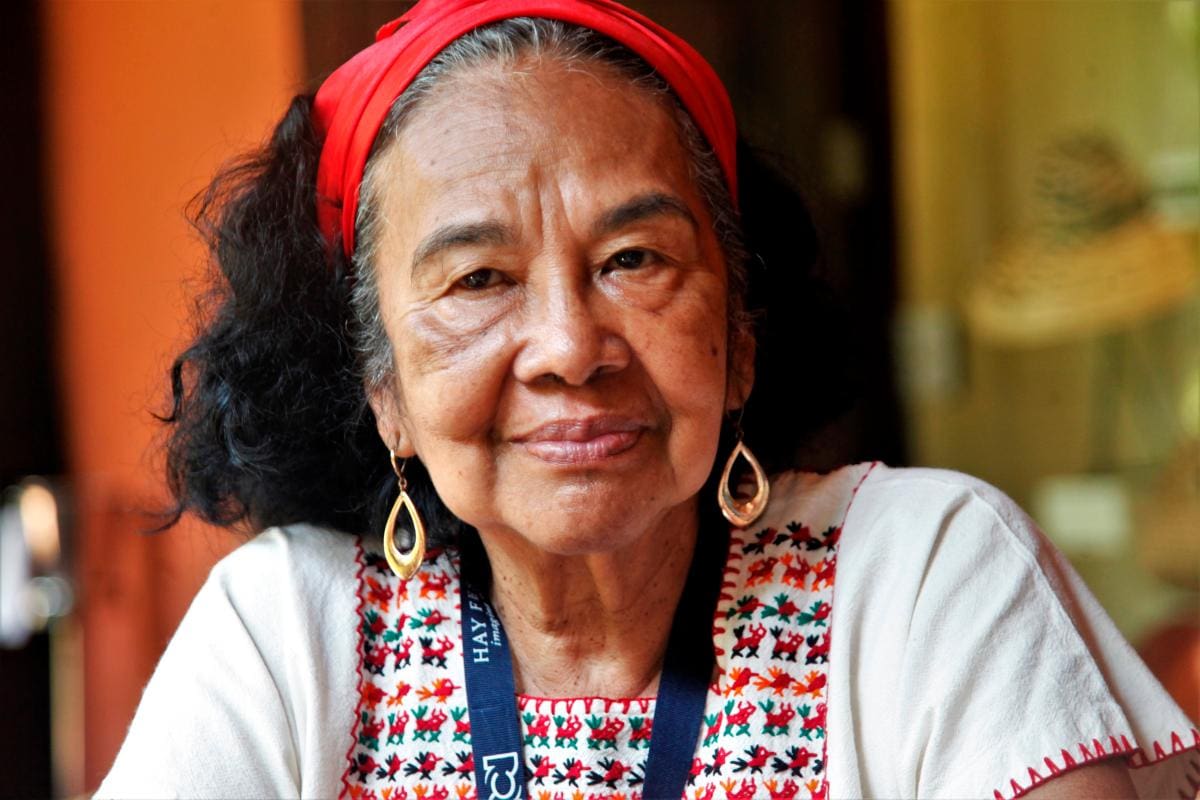 Totó la Momposina suena con todos sus pájaros