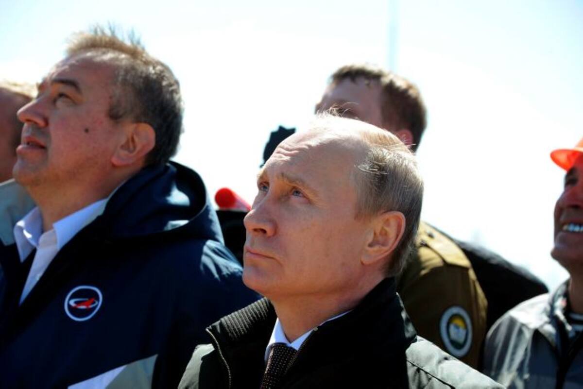 El presidente de Rusia, Vladimir Putin, durante el lanzamiento. AP Mikhail Klimentyev