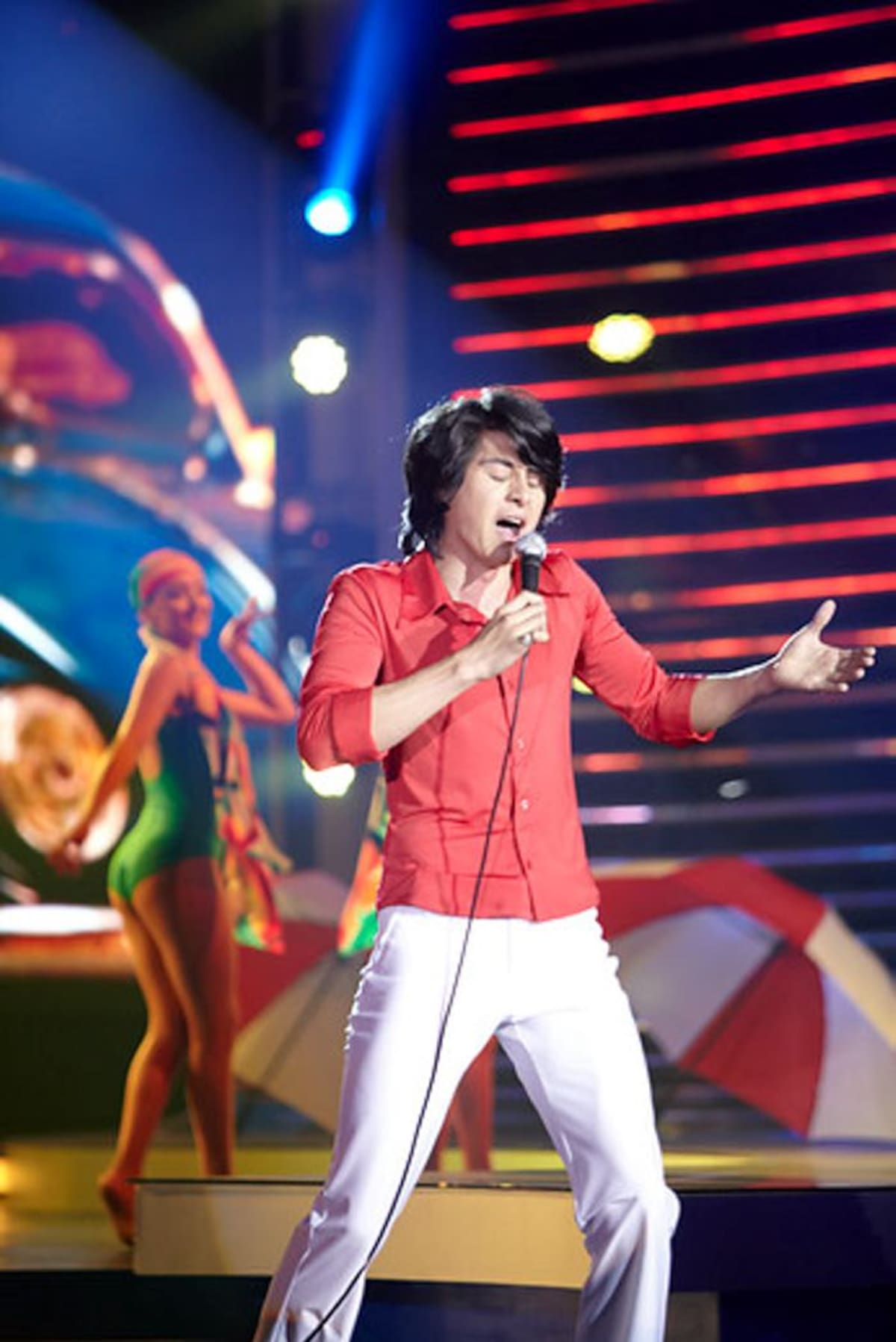 Daniel Alexander Mora Barrero, imitador de Sandro de América. Colprensa