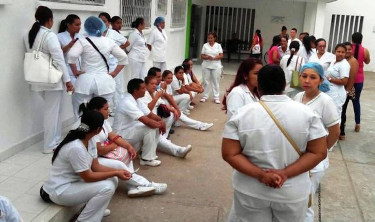 La mesa Directiva de la Asamblea Departamental verificó hojas de vida y requisitos. MANUEL SANTIAGO PÉREZ/EL UNIVERSAL/