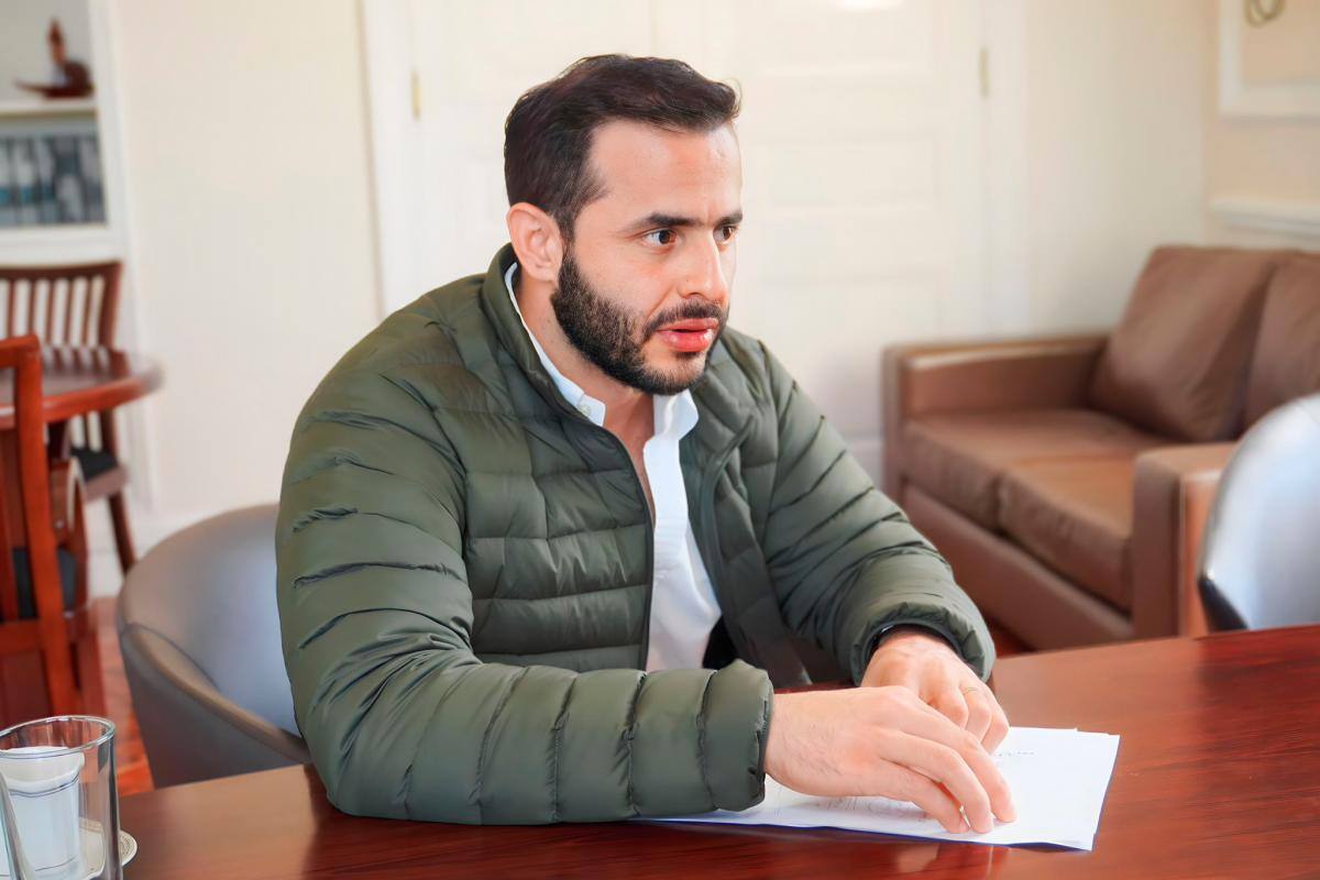 Gobernador de Córdoba se une a cruzada de tarifas justas propuesta por Dumek