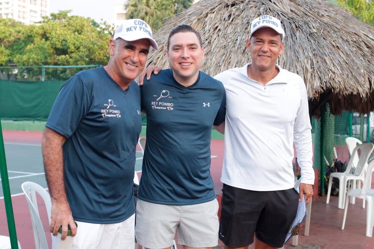 Magín Ortiga, Santiago De Pombo y Ángel Romero.