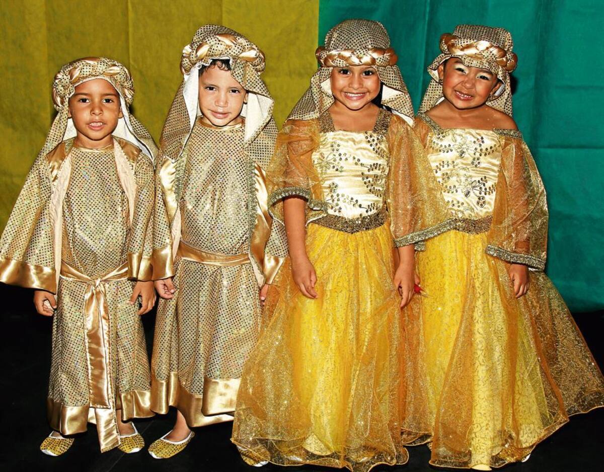 Omar Hernández, Dilan Martínez, Sofia Barrientos e Isabella Del Río.