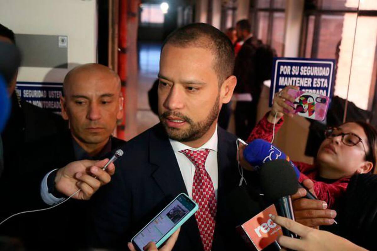 Aplazan audiencia de imputación contra Diego Cadena