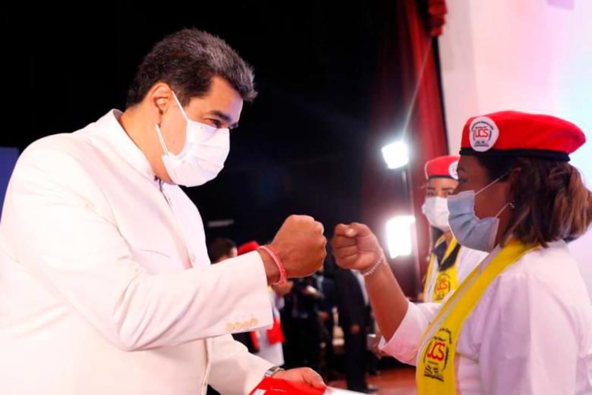 Preocupación por convalidación de títulos de Médicos Integrales Comunitarios
