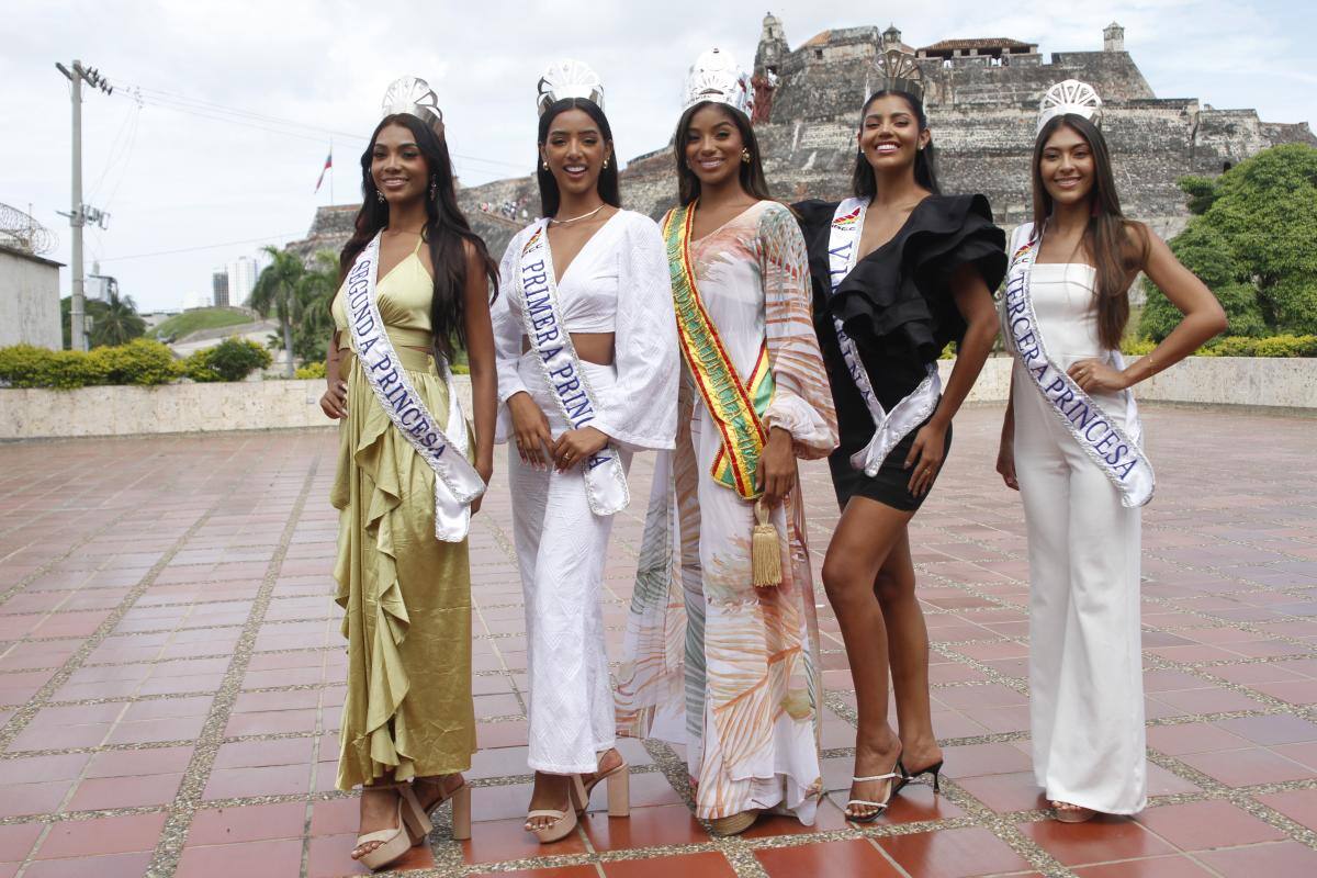 las Reinas de la Independencia 2023,visitan las instalaciones de el periodico El Universal