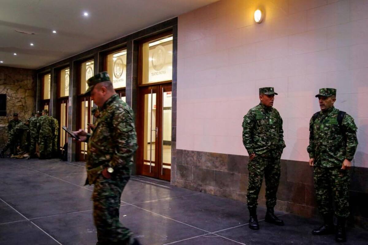 Atención: soldado mata a dos compañeros con su arma de dotación