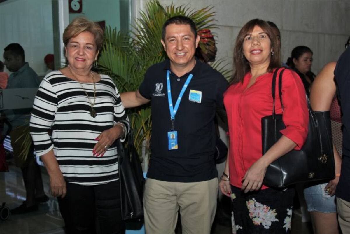 Amarilis Peña, Pedro Arizmendi y Piedad Donado. KAILLINE GIRALDO