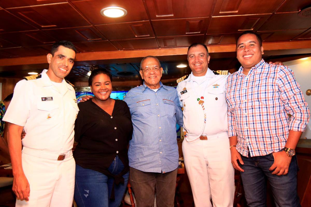 José Cristóbal Méndez, Angélica Cassiani, Carlos Mouthón, César Iregui y Andrés Vizcaíno.