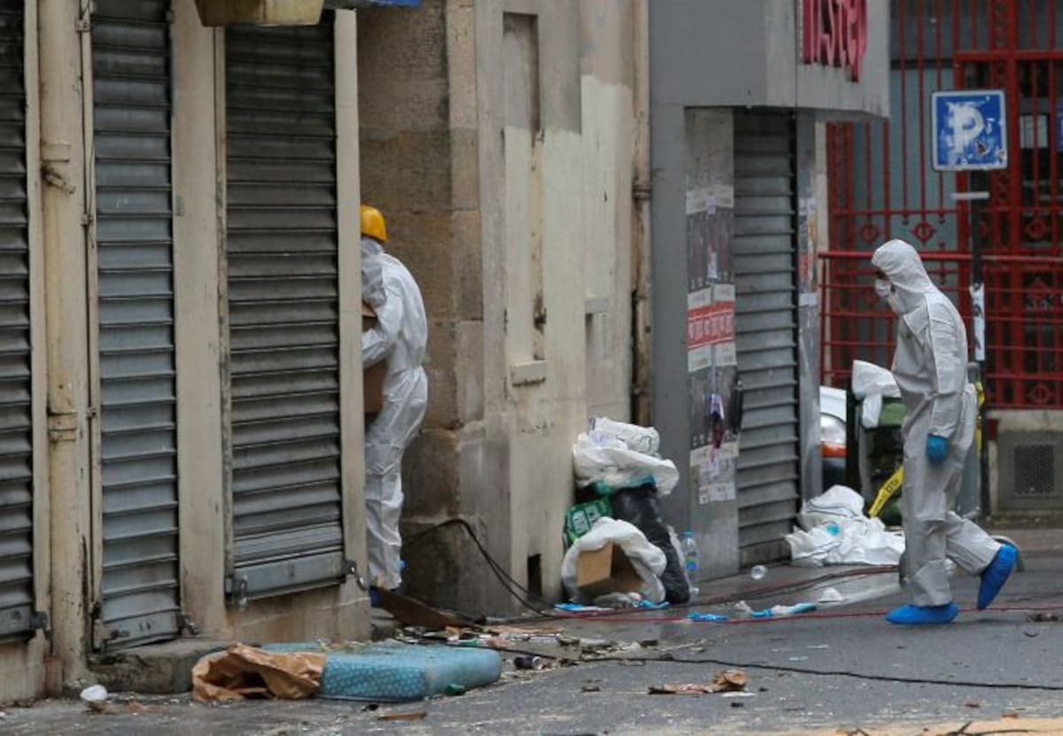 el primer ministro Manuel Valls advirtió el jueves que los extremistas islámicos podrían en algún punto de uso de armas químicas o biológicas, e instó a los legisladores a extender un estado de emergencia nacional por tres meses. Foto: AFP