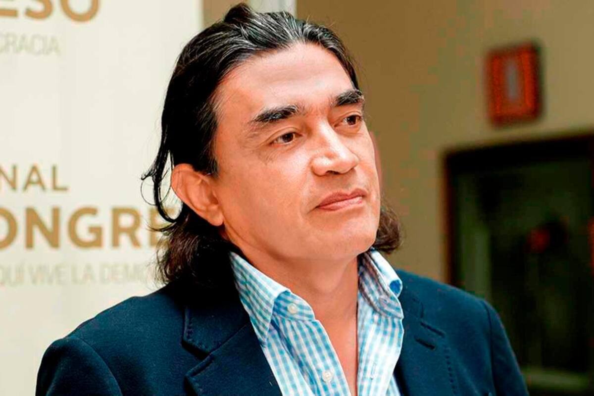 Gustavo Bolívar saldrá del Congreso a escribir “Amor a Primera Línea”