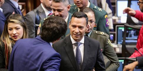 Cámara negó moción de censura al ministro Pedro Sánchez