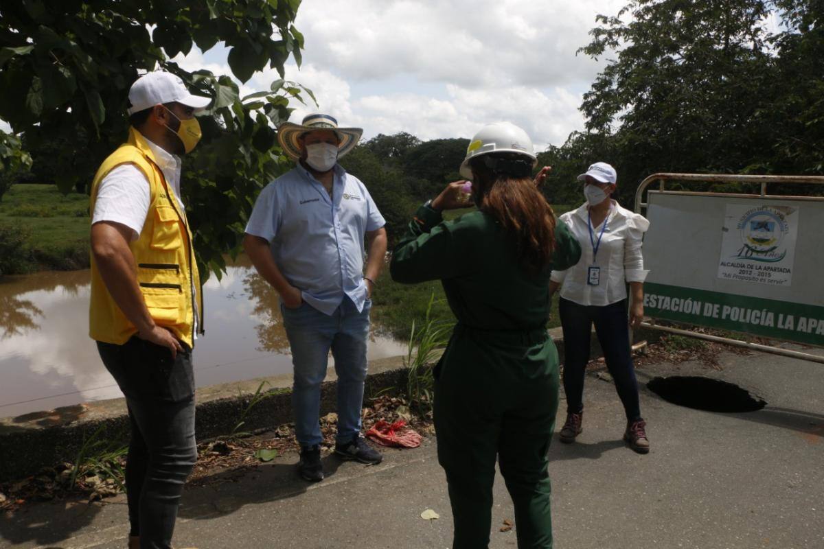 Nuevamente colapsó el puente que comunica a Ayapel con el resto del país