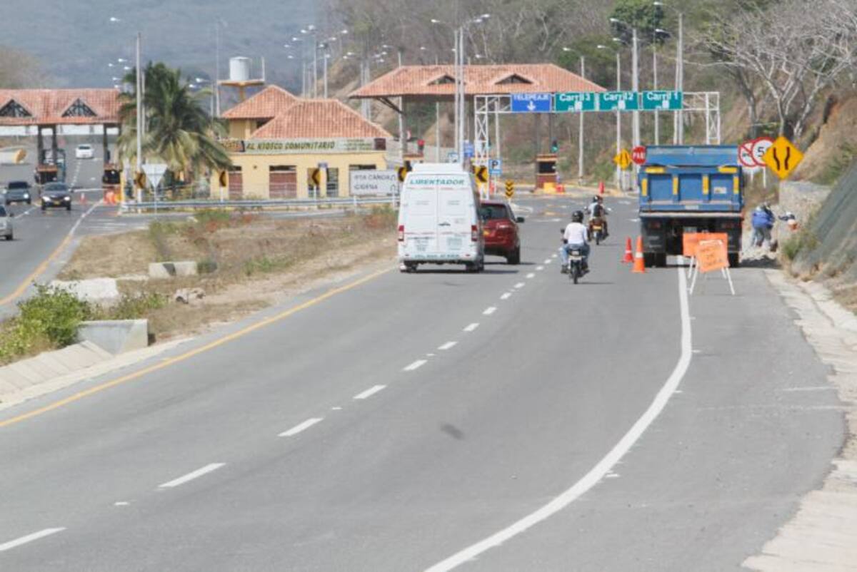 La iluminación de la Vía del Mar será desde el nuevo viaducto de la Ciénaga de la Virgen hasta el peaje de Marahuaco. Archivo
