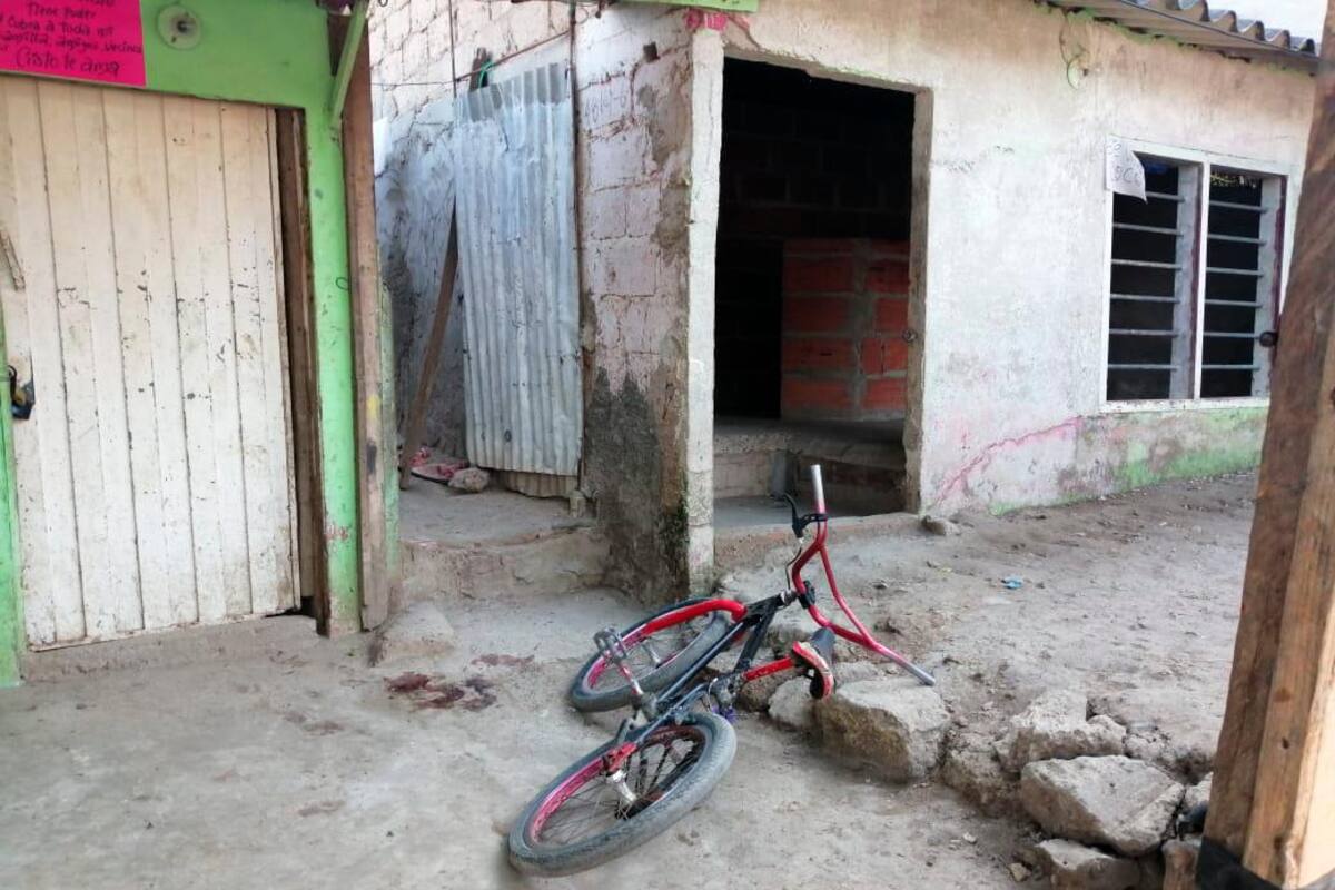 Por presunta agresión, policía da de baja a un joven en El Pozón